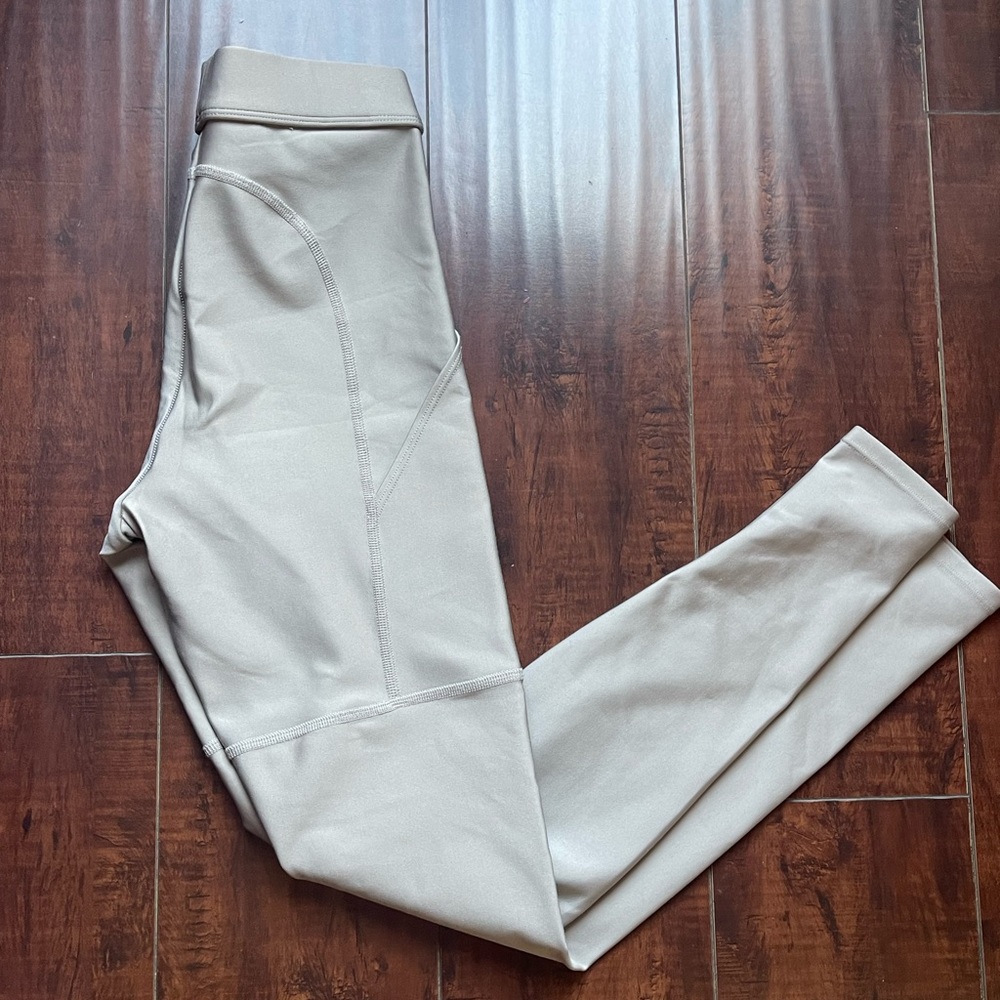 Alo yoga women’s leggings Sz XS